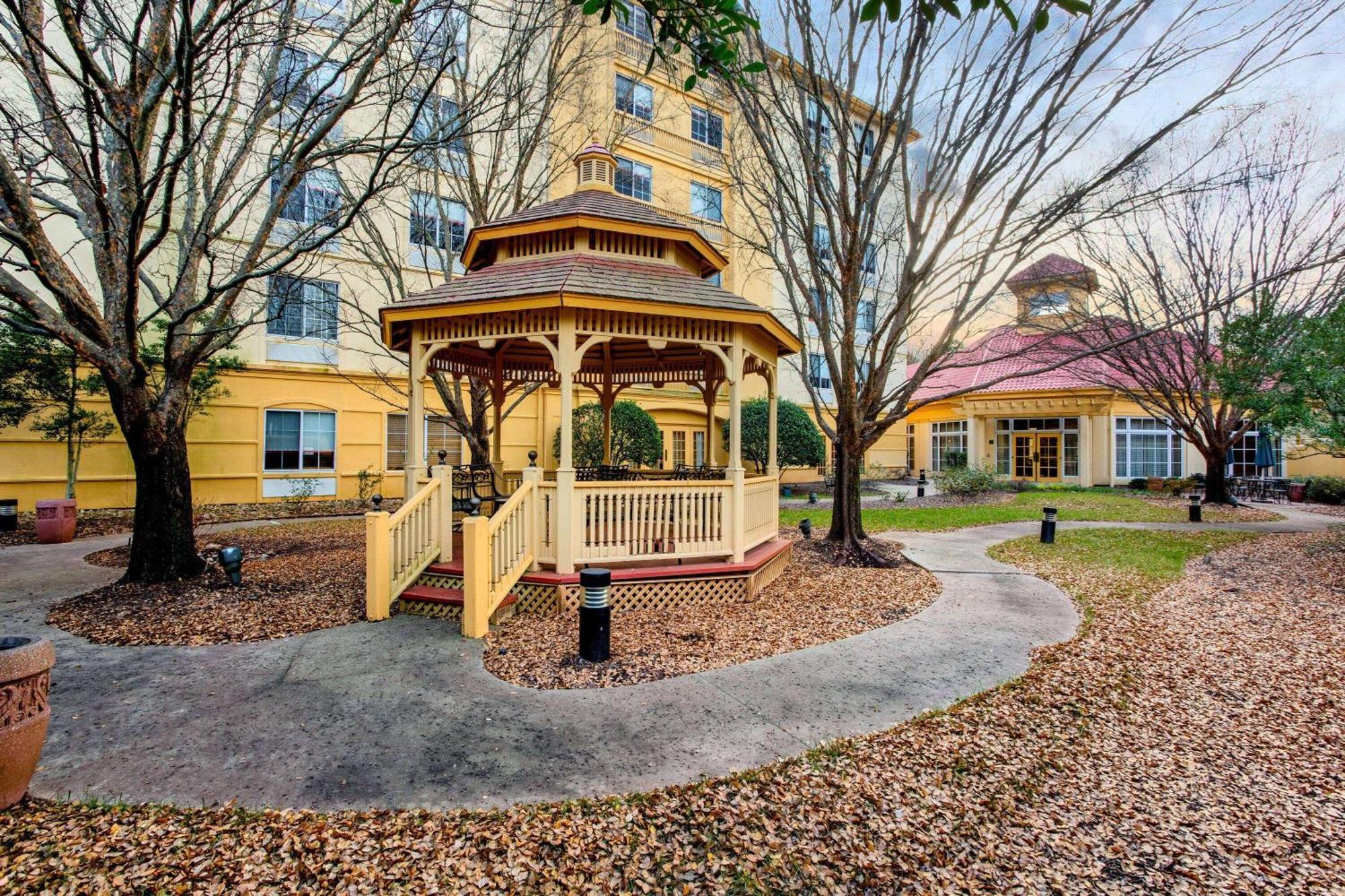 Отель La Quinta By Wyndham Raleigh/Durham Southpoint Экстерьер фото