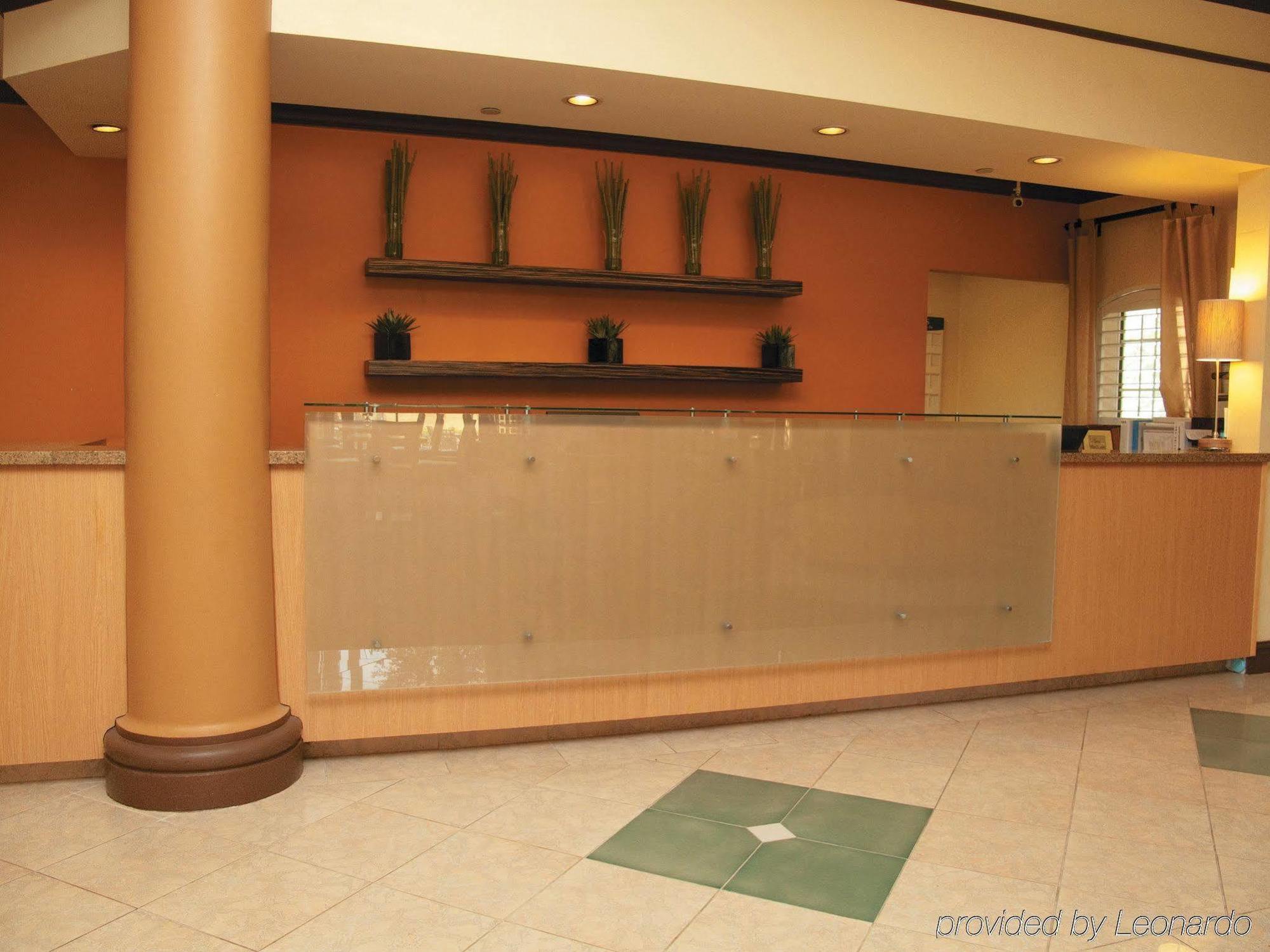 Отель La Quinta By Wyndham Raleigh/Durham Southpoint Экстерьер фото